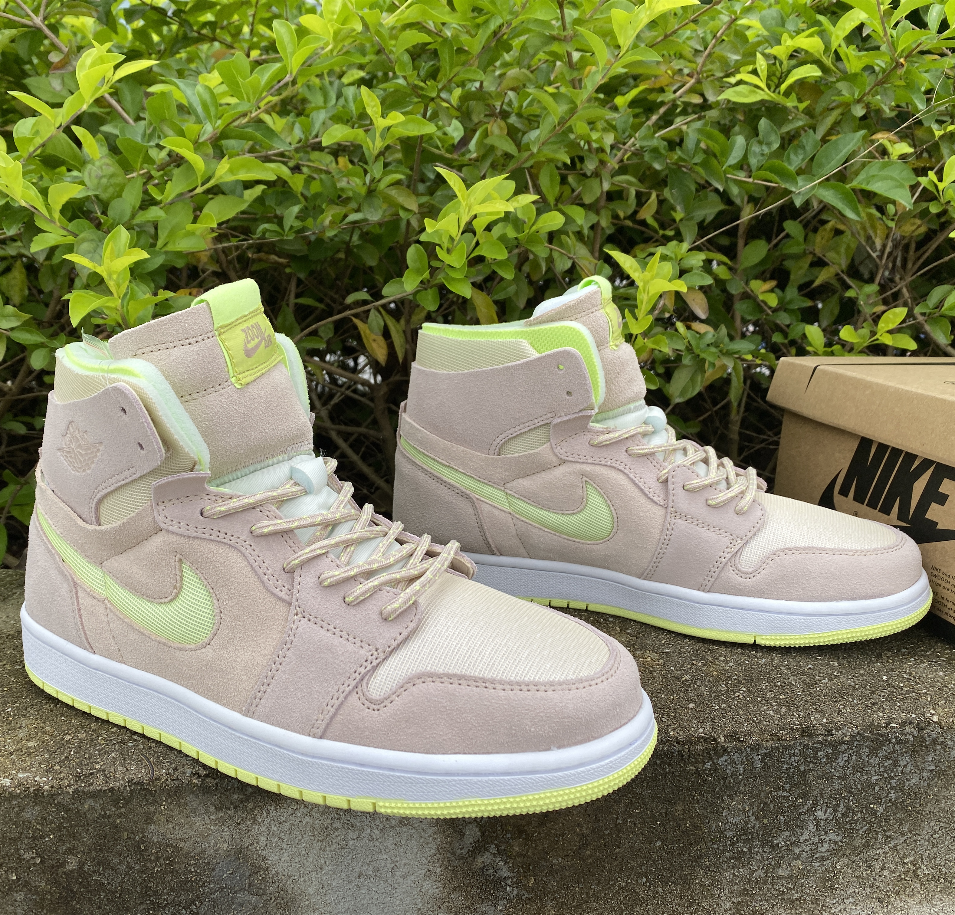 Air Jordan 1 Zoom CMFT Lemon Twist CT0979-200