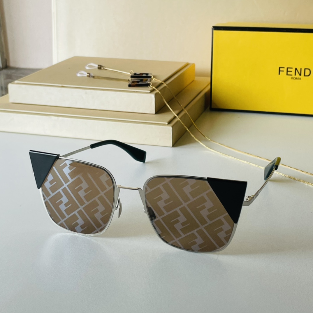 F*endi Glasses Top
