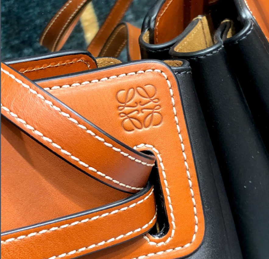 L*oewe Top Bag 24x17x6.5cm