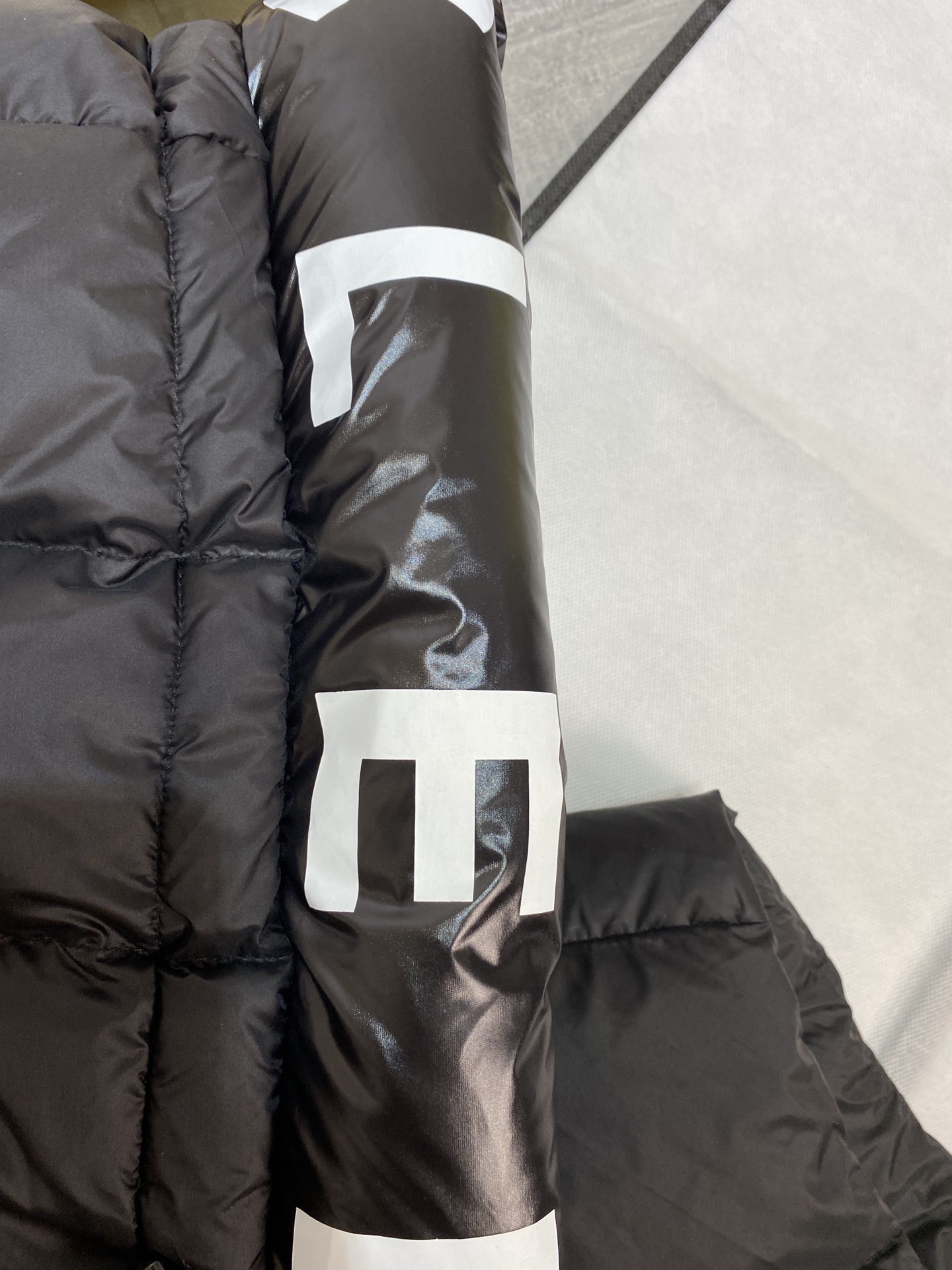 Women Jacket/Sweater Top Quality