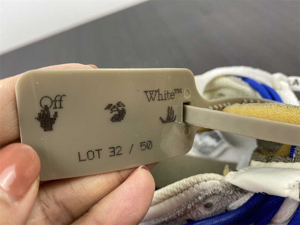 from O*ff-W*hite x Nike Dunk Low