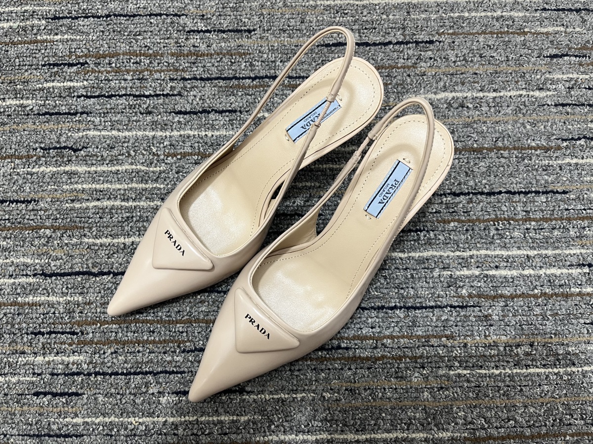 Women P*rada Top Quality Sandals