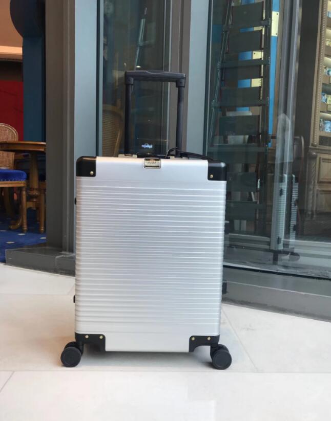 G*UCCI Luggage 20 inch ()