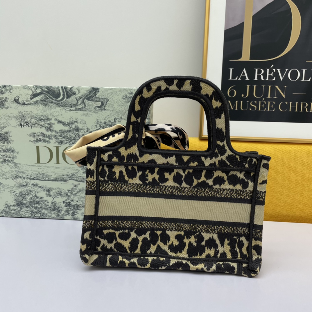 D*ior Bag Top Quality 22.5*24.*8cm