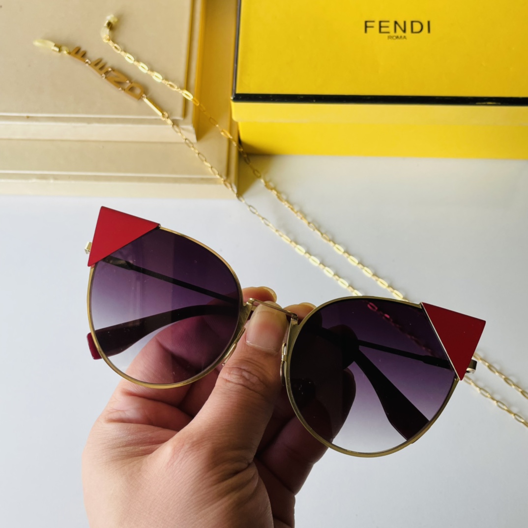 F*endi Glasses Top