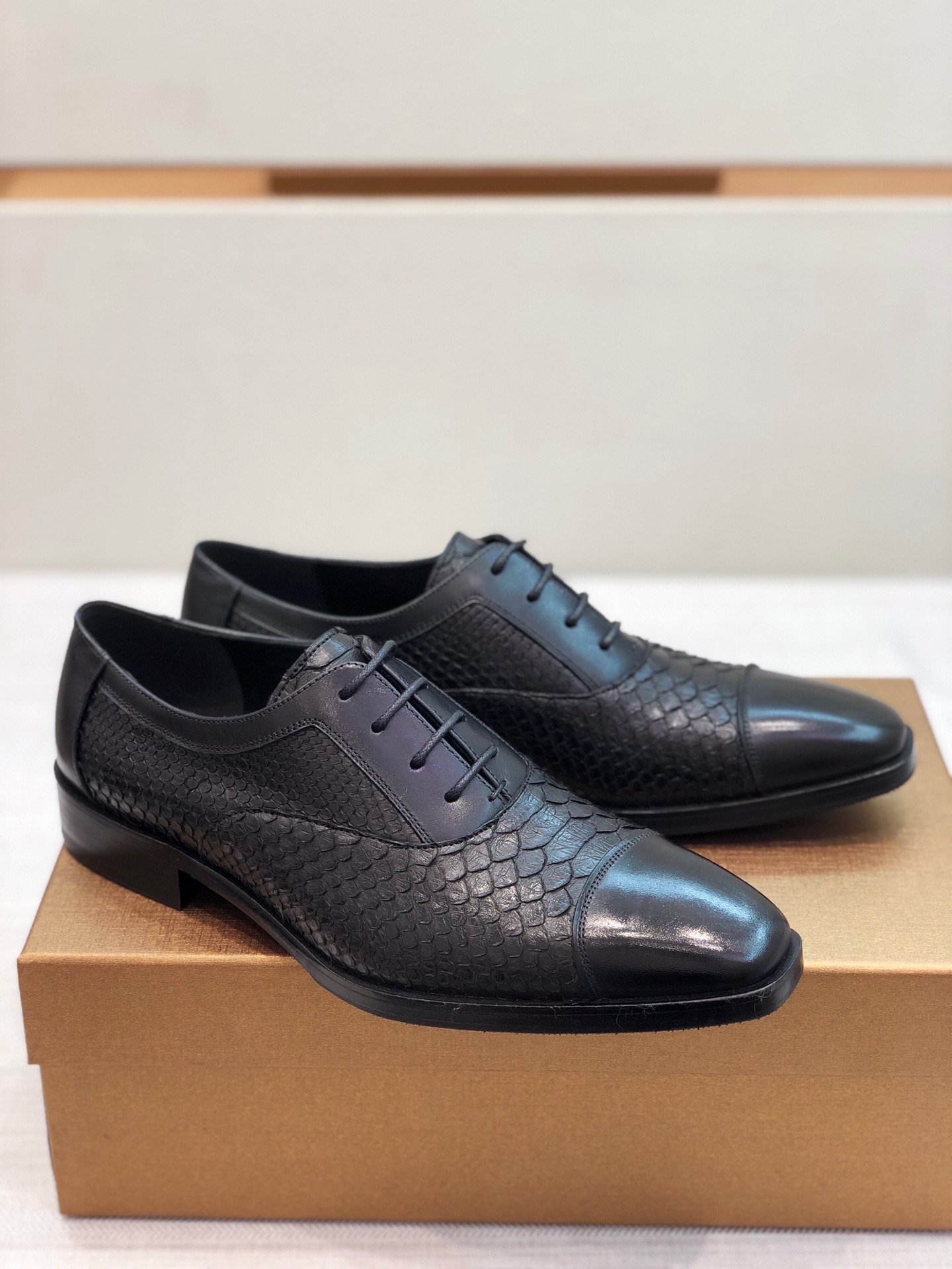 Men B*erluti Top Loafer