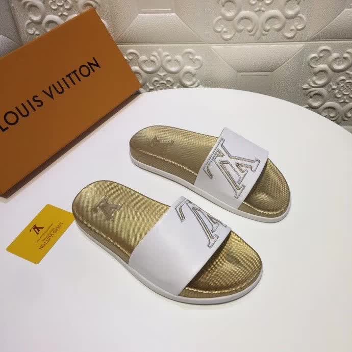 L*ouis V*uitton Top Sandals