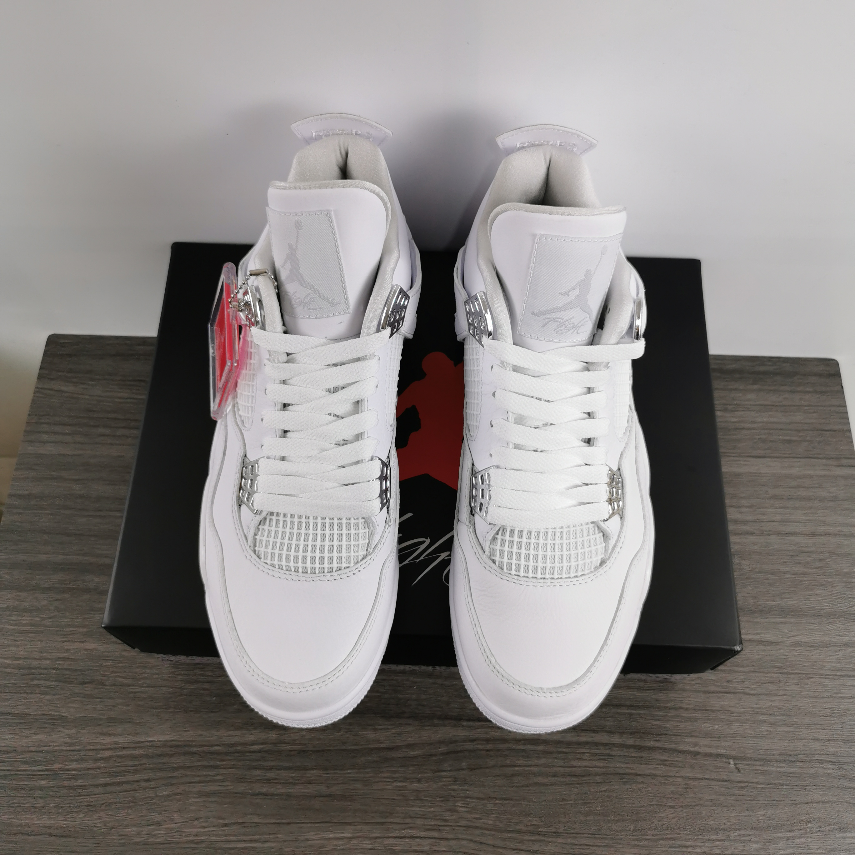 Air Jordan 4 308497-100