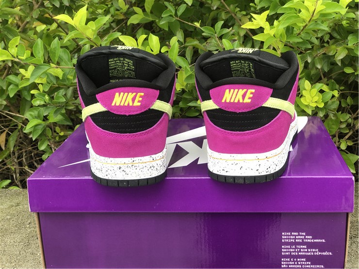 from Nike SB Dunk Low “Red Plum” 6817 501