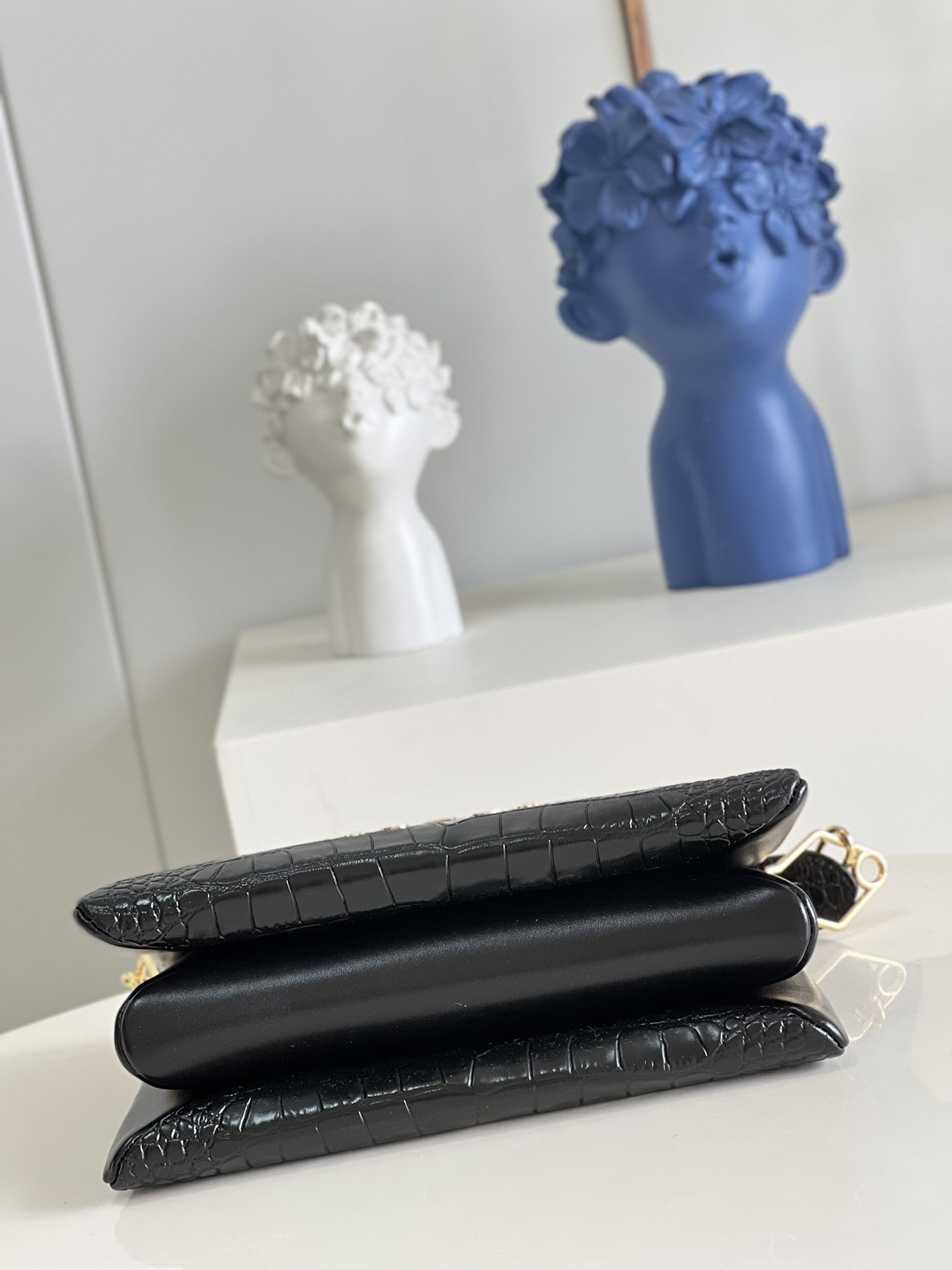 L*ouis V*uitton Top Bag 26*20*12CM