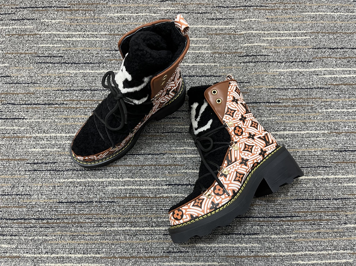 Women L*ouis V*uitton Top Sneaker