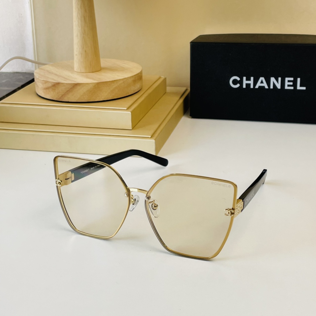 C*hanel Glasses Top
