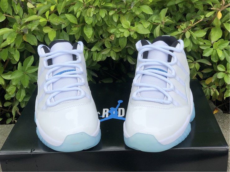 Air Jordan 11 Low”Legend Blue“ AV2187-117