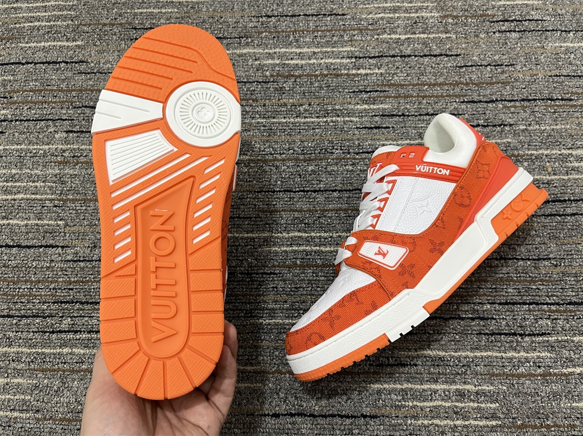 Men L*ouis V*uitton Top Sneakers