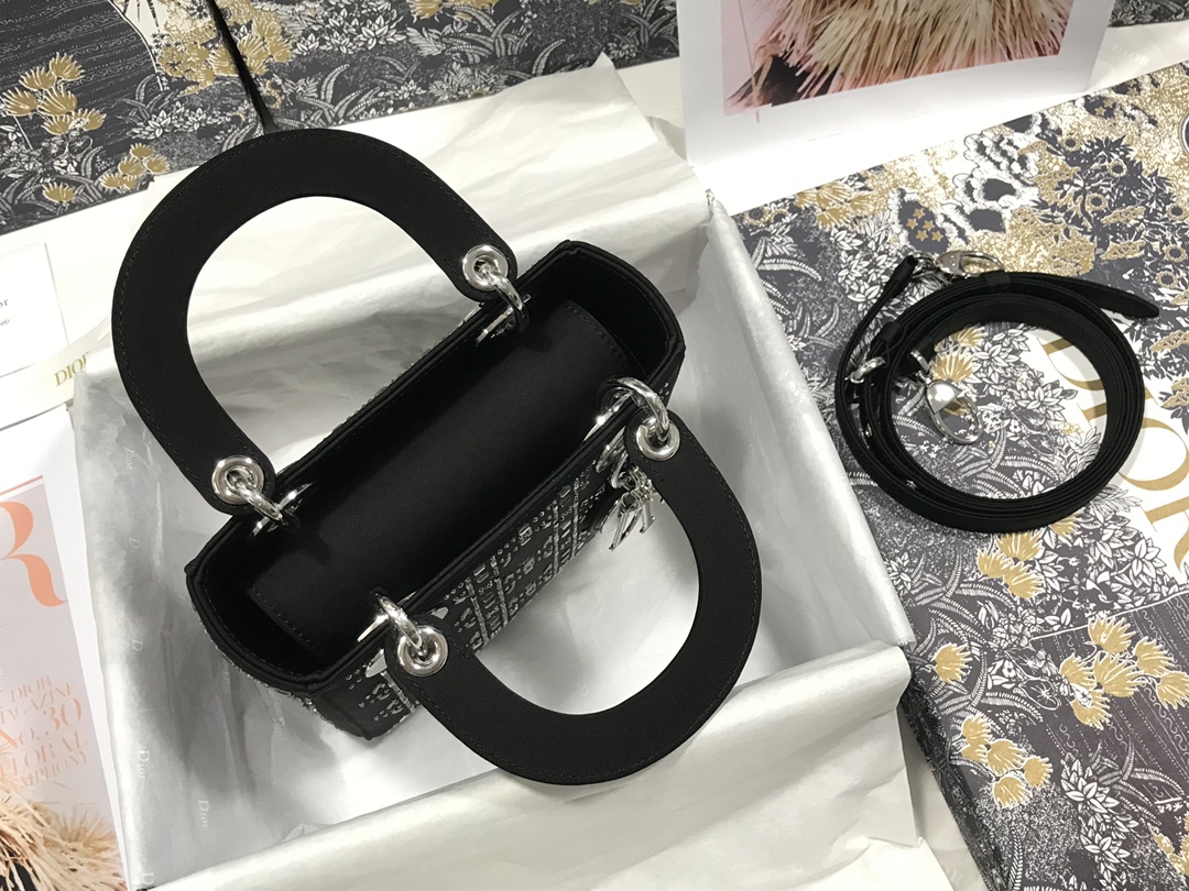 D*ior Bag Top Quality 17*15*7CM