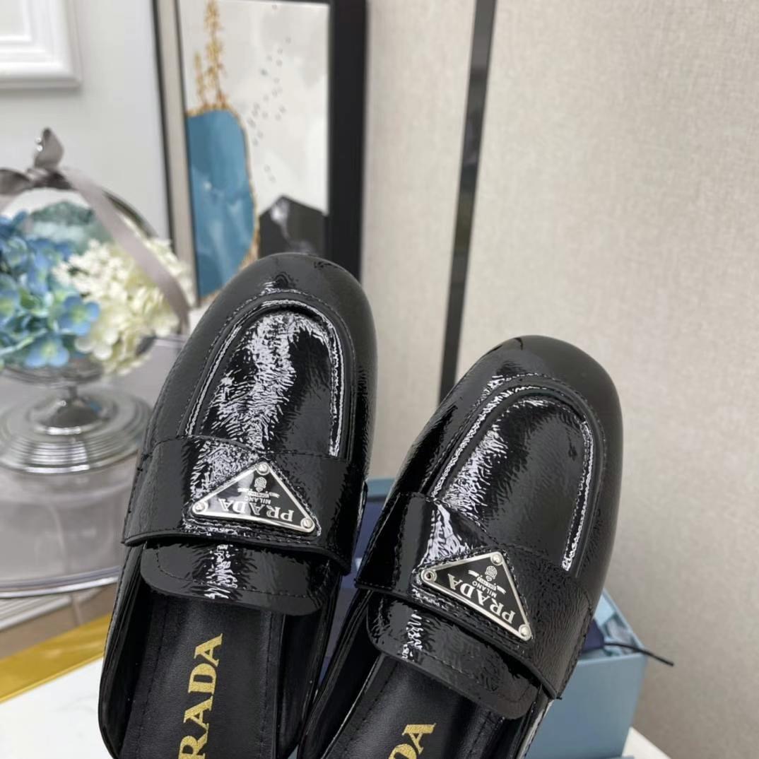 Women P*rada Top Slippers