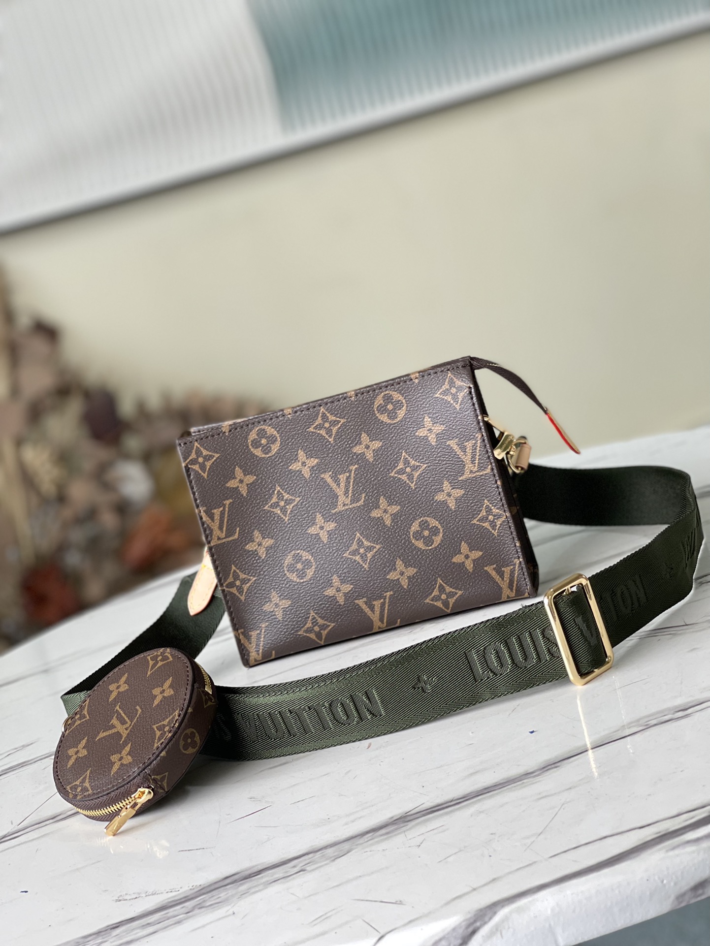 L*ouis V*uitton Bag Top Quality 19*15*6CM