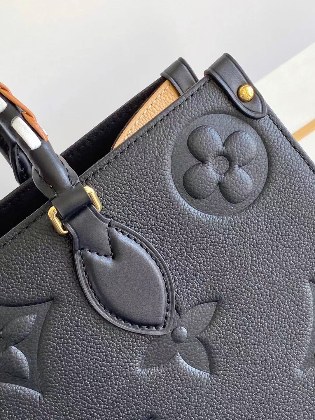 L*ouis V*uitton Top Bag 35*28*15cm