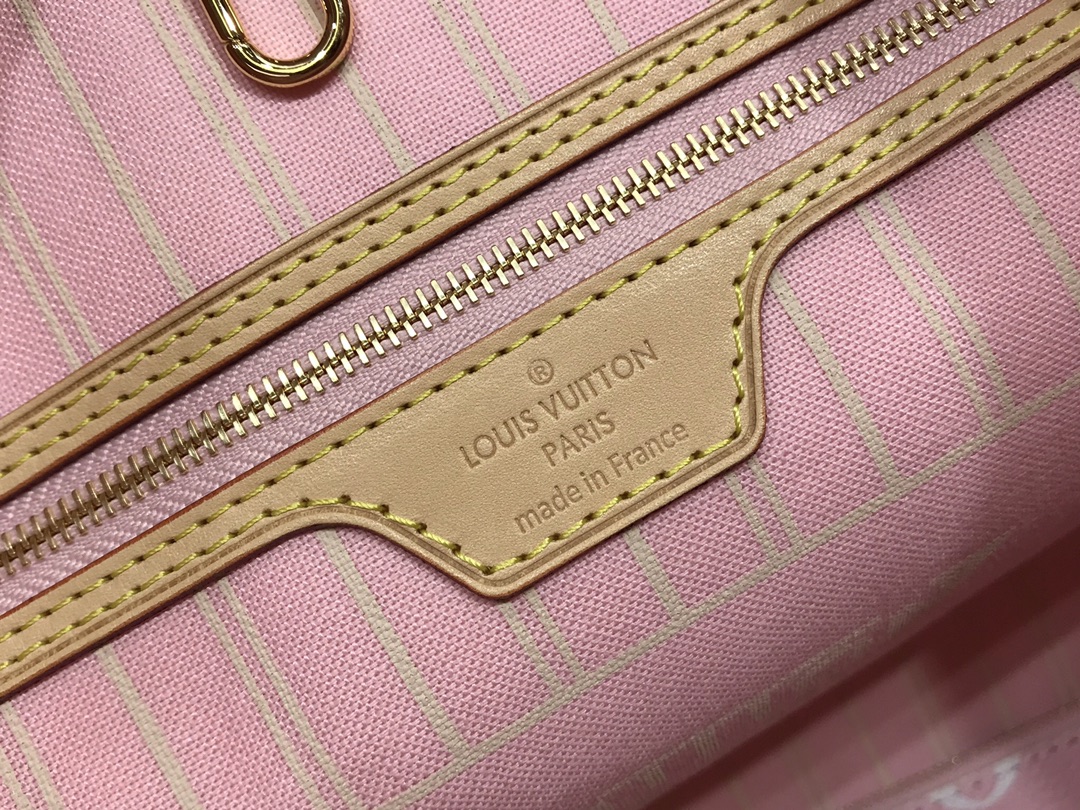 L*ouis V*uitton Top Bag 31.0 x 28.0 x 14.0cm