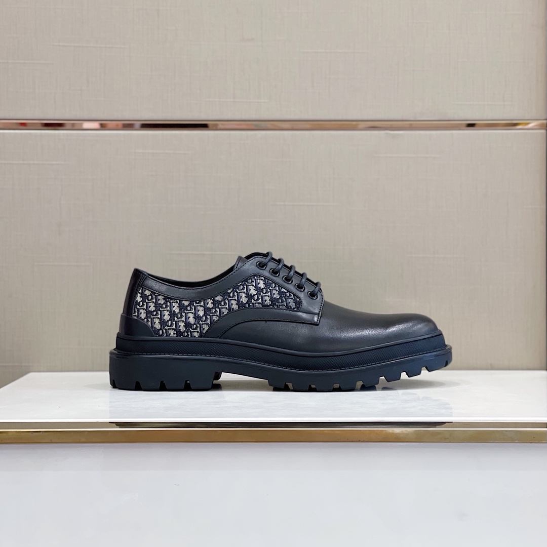 Men D*or Top Sneaker