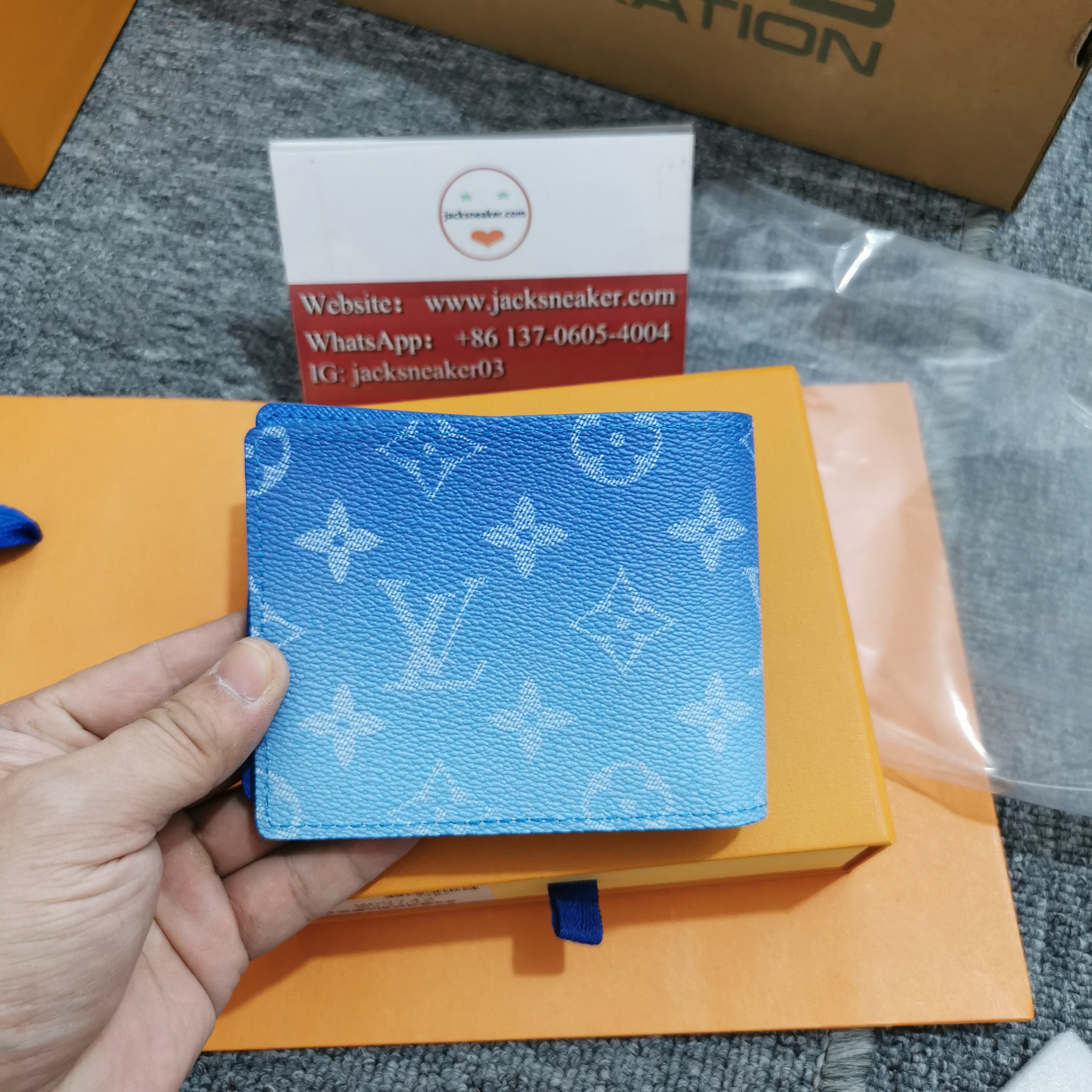 L*ouis V*uitton Bag Top Quality 11*8.5*2CM