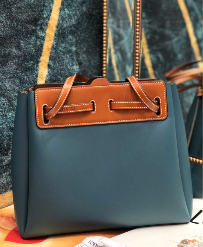 L*oewe Top Bag 24x17x6.5cm