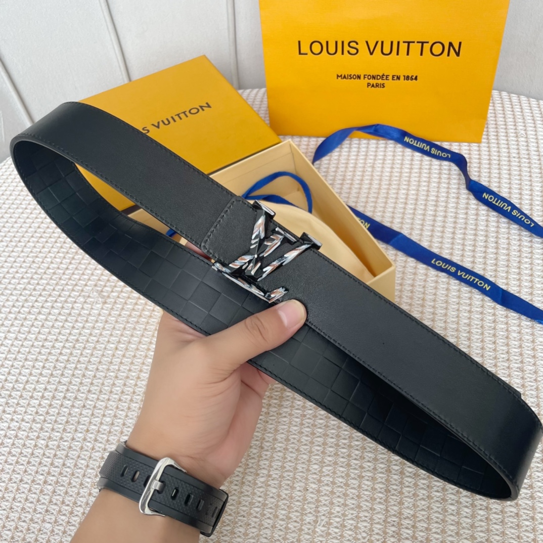 L*ouis V*uitton Belts Top Quality 40MM