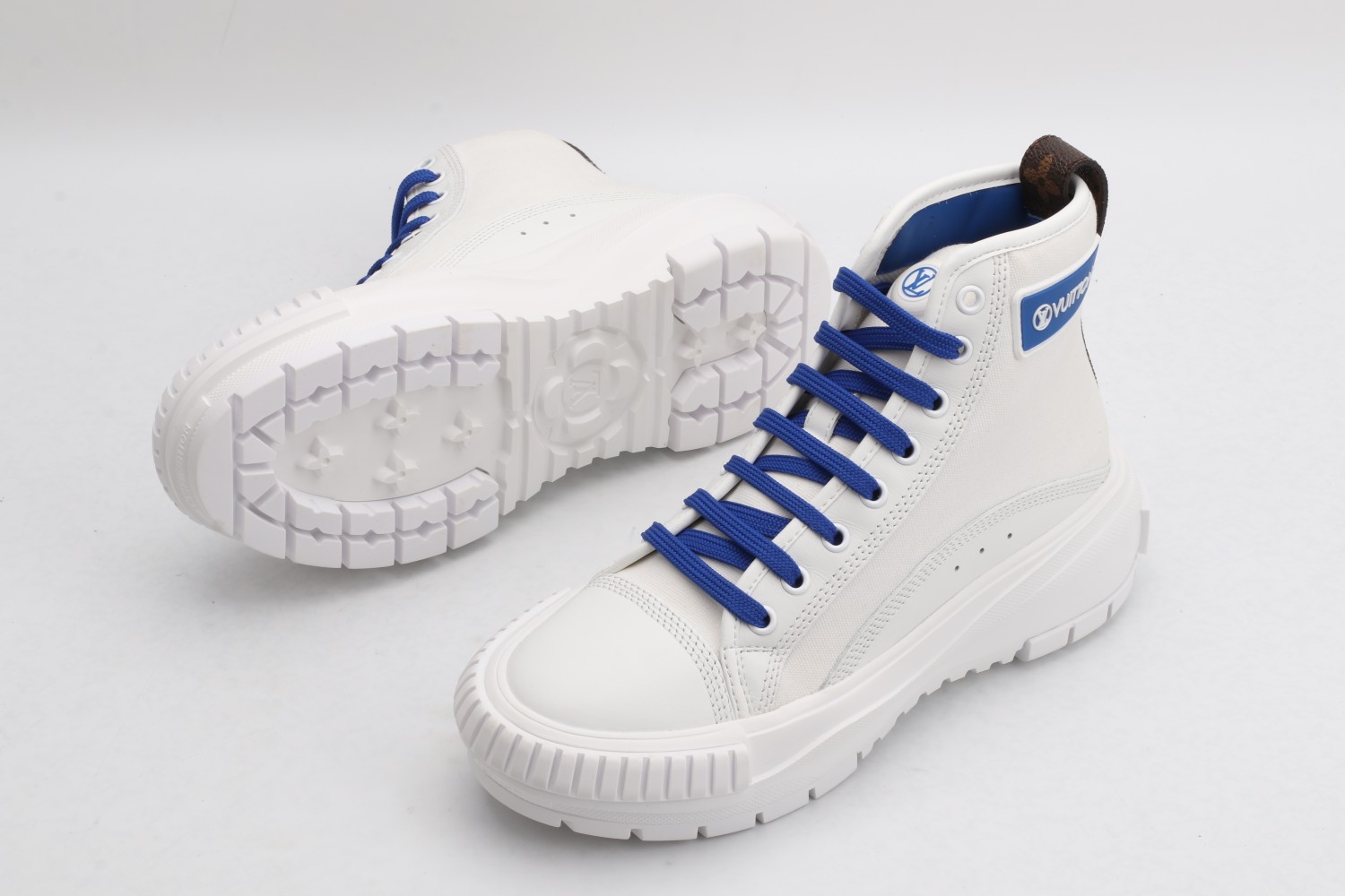 Women L*ouis V*uitton Top Sneaker