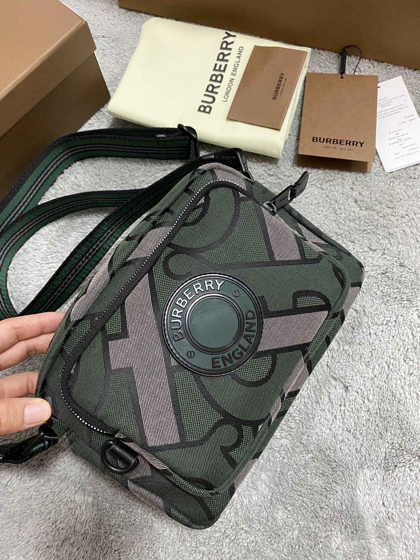 B*urberry Bag Top Quality 23*15*7cm