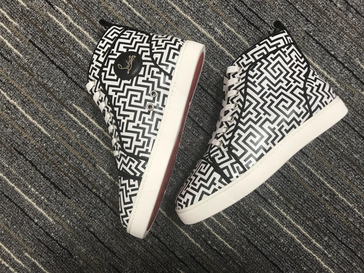 C*ristian L*uboutin Sneaker