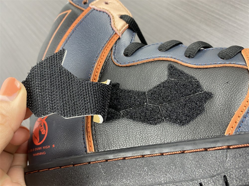 from Gundam x Nike SB Dunk High DH7717-400