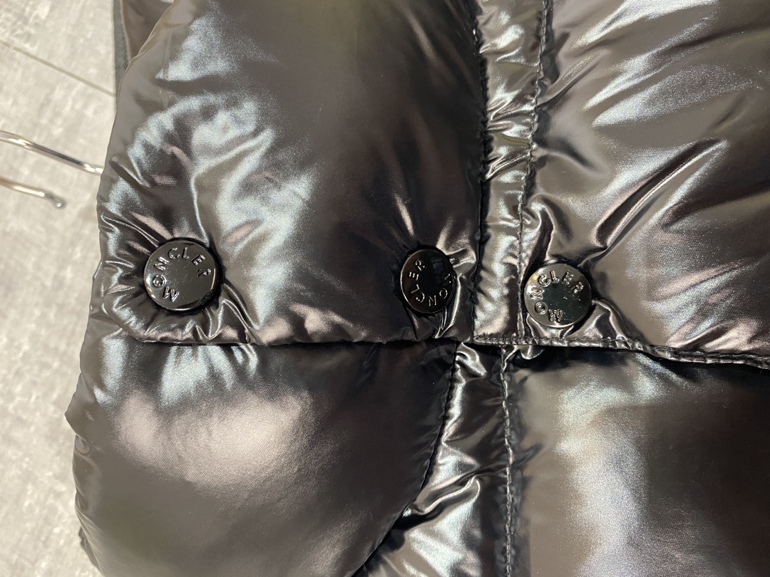 Men Jacket/Sweater Top Quality