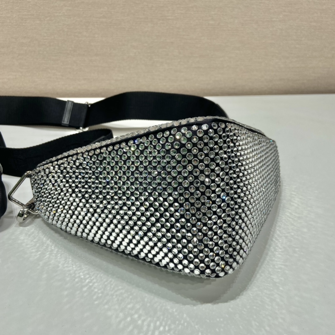 P*rada Bag Top Quality 26*14*12CM