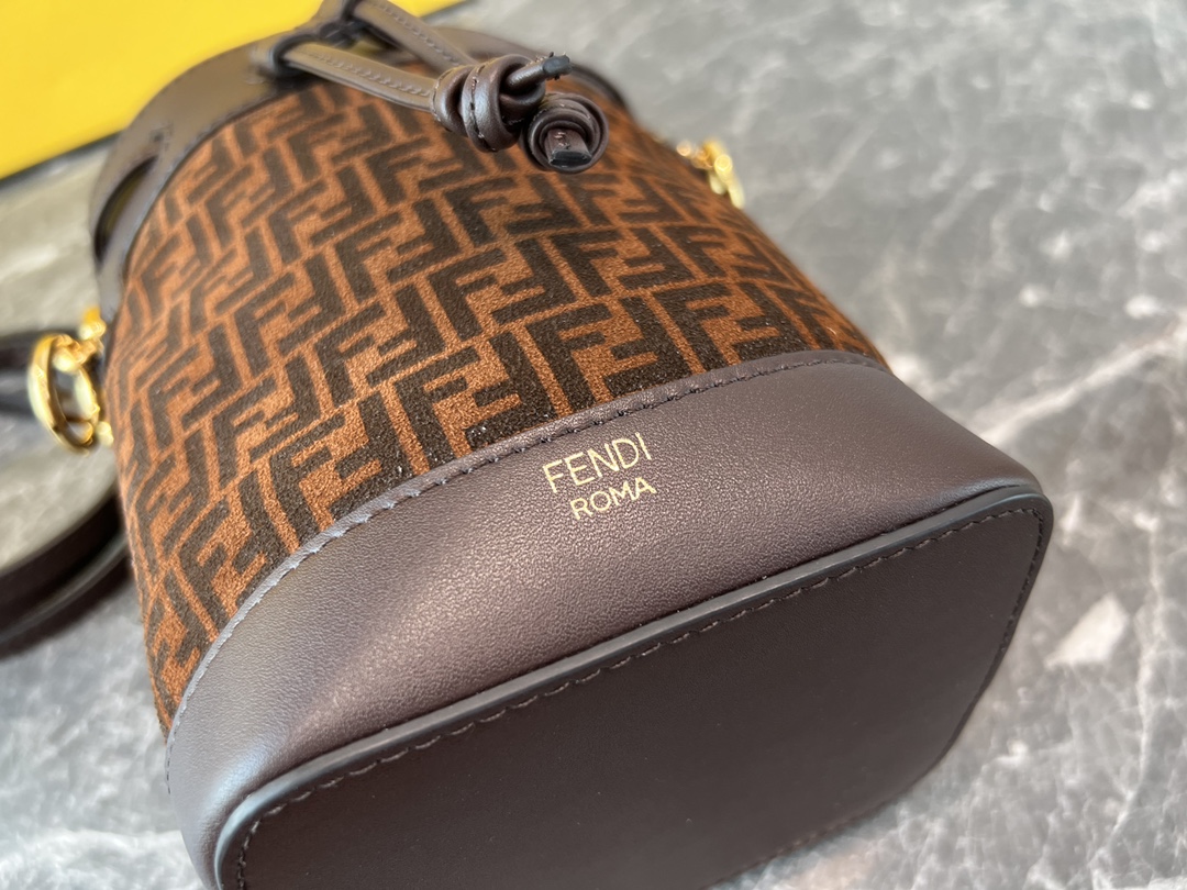 F*endi Bag Top Quality 12*10*18CM