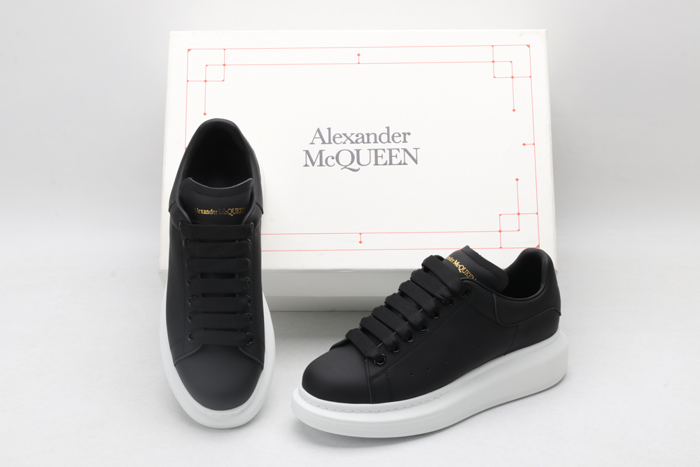 A*exander M*queen Sneaker