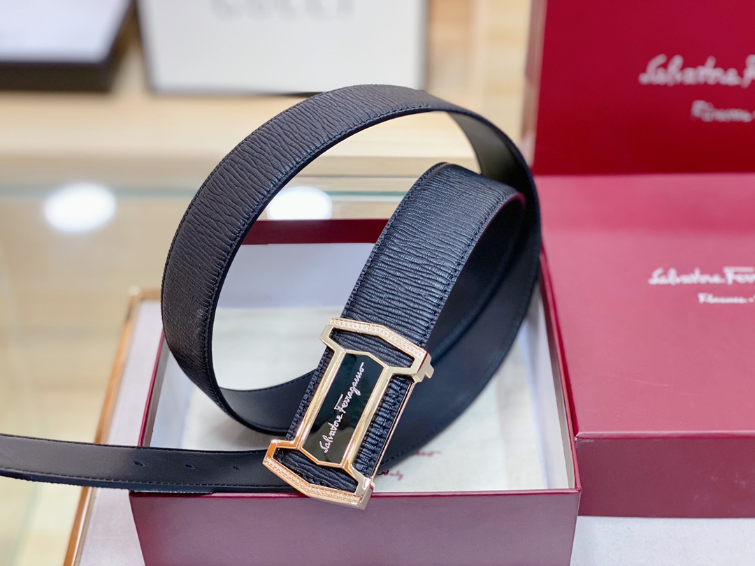 F*erragamo Top Version