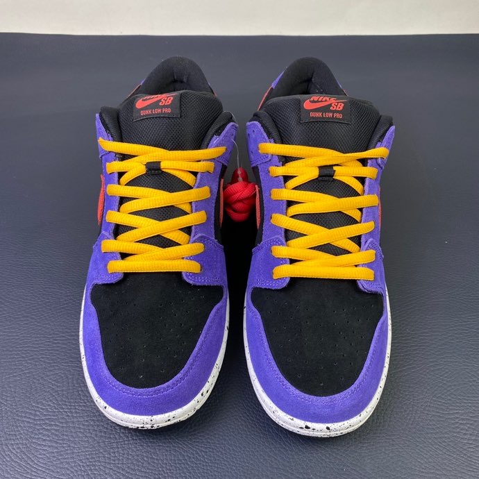 from Nike SB Dunk Low BQ6817-008