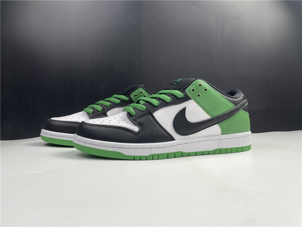 from Nike SB Dunk Low โClassic Greenโ BQ6817-30