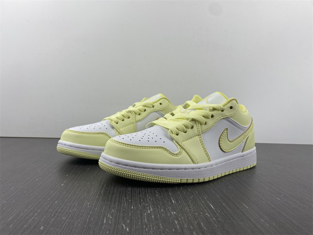 Air Jordan 1 Low