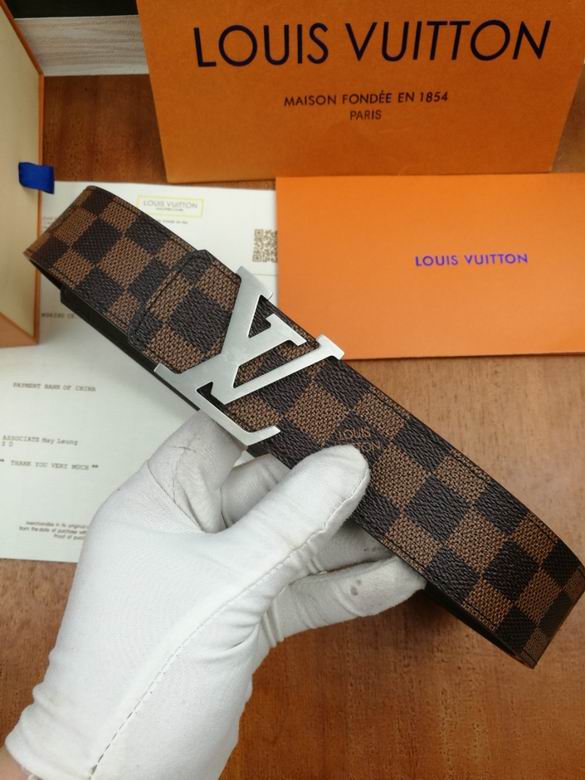 L*uis V*itton Belts Top Version
