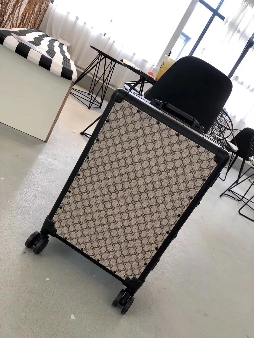 G*UCCI Luggage 20 inch suitcase 37*21*55CM ()