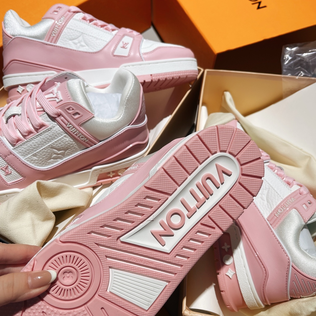 Women L*ouis V*uitton Top Sneakers