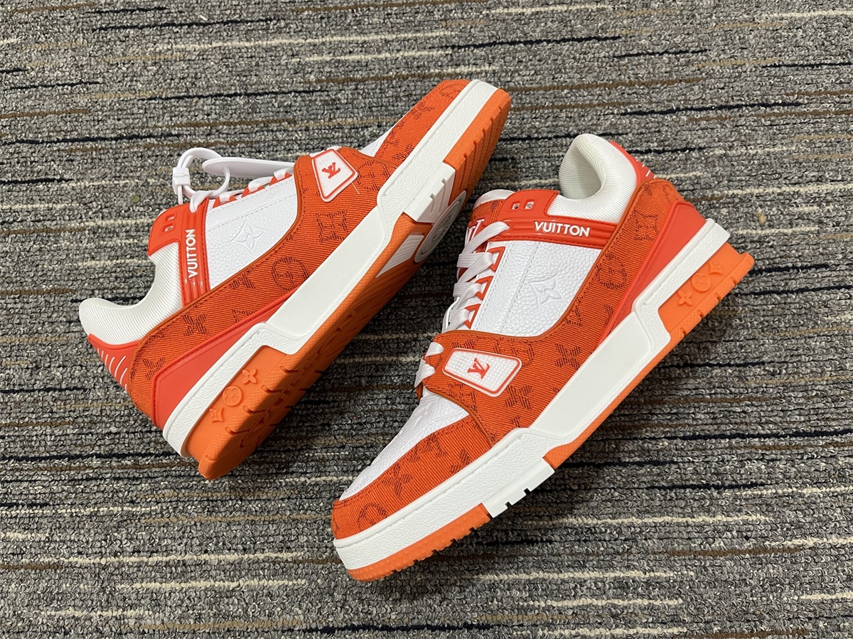 Men L*ouis V*uitton Top Sneakers