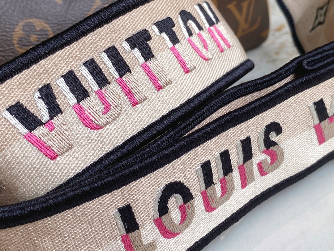 L*ouis V*uitton Bag Top Quality 20.5*13.5*12CM