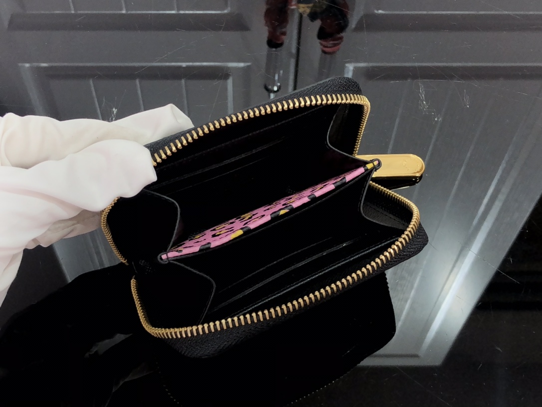 L*ouis V*uitton Bag Top Quality 11*8.5*2cm