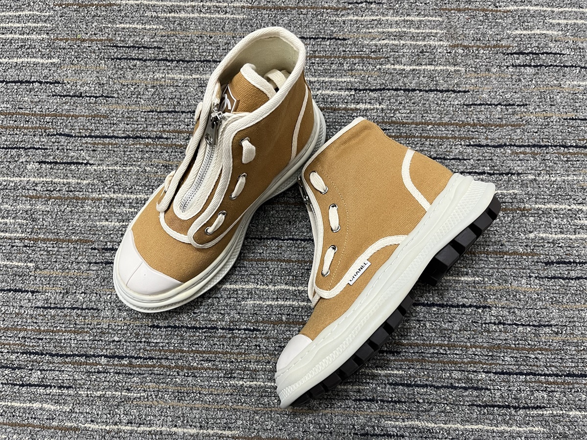 Women C*hanel Top Sneaker