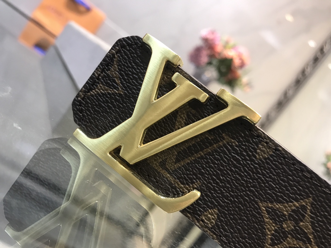 L*ouis V*uitton Top Version