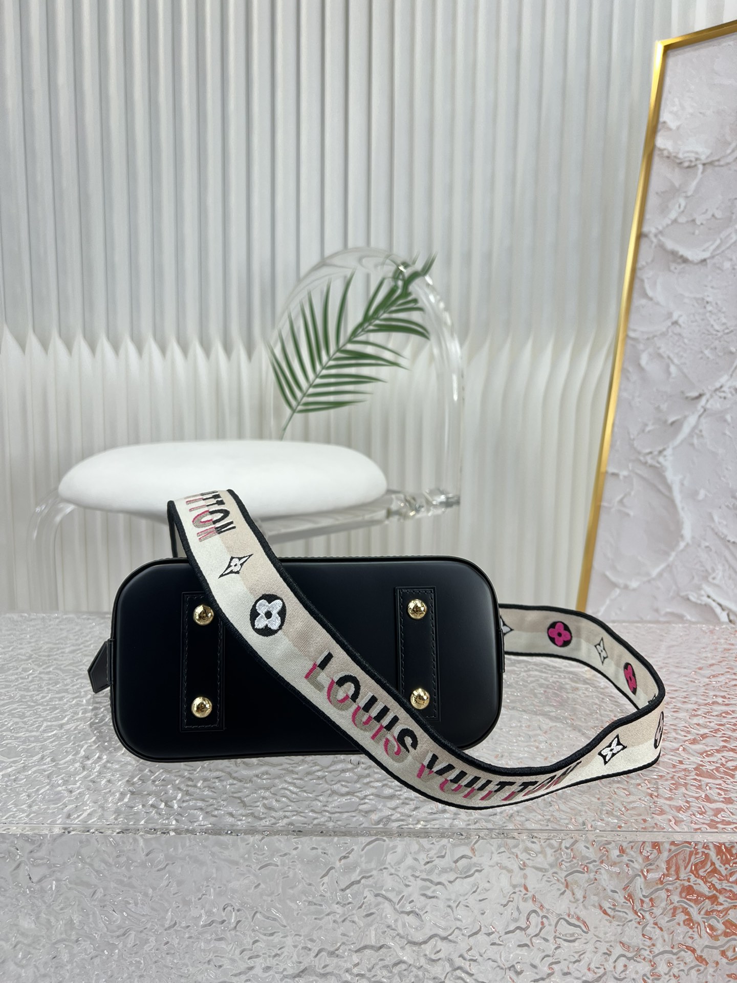 L*ouis V*uitton Top Bag 23.5*17.5*11.5cm