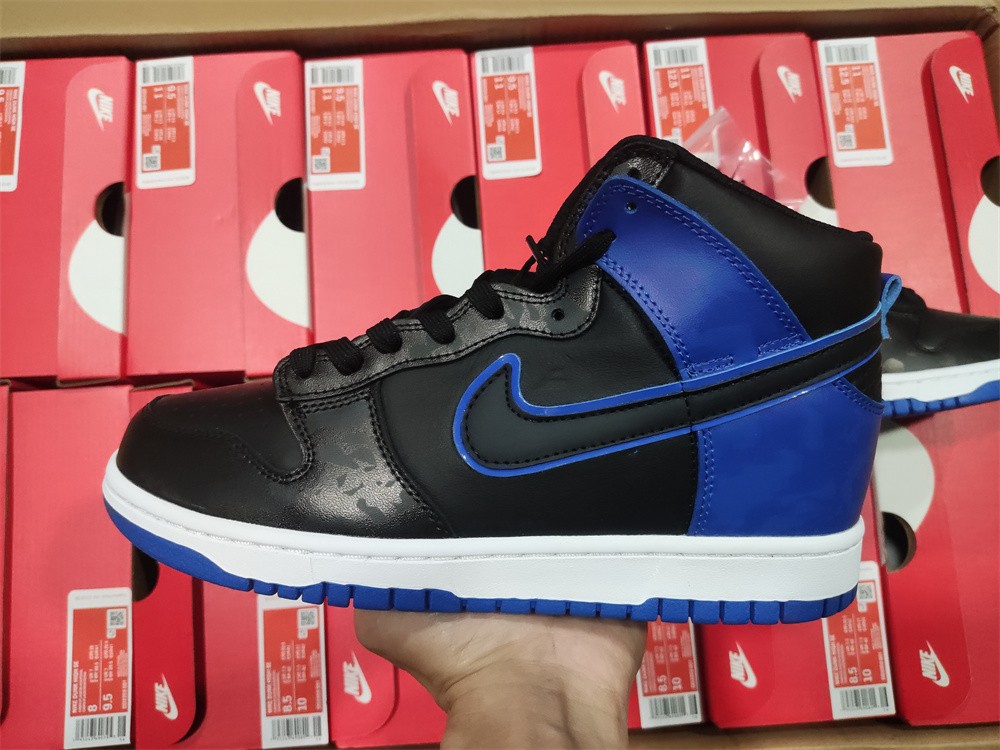 from NIKE DUNK HI RETRO SE DD3359-001