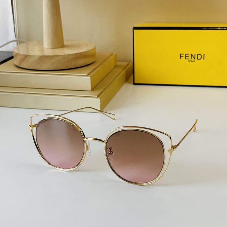 F*endi Glasses Top